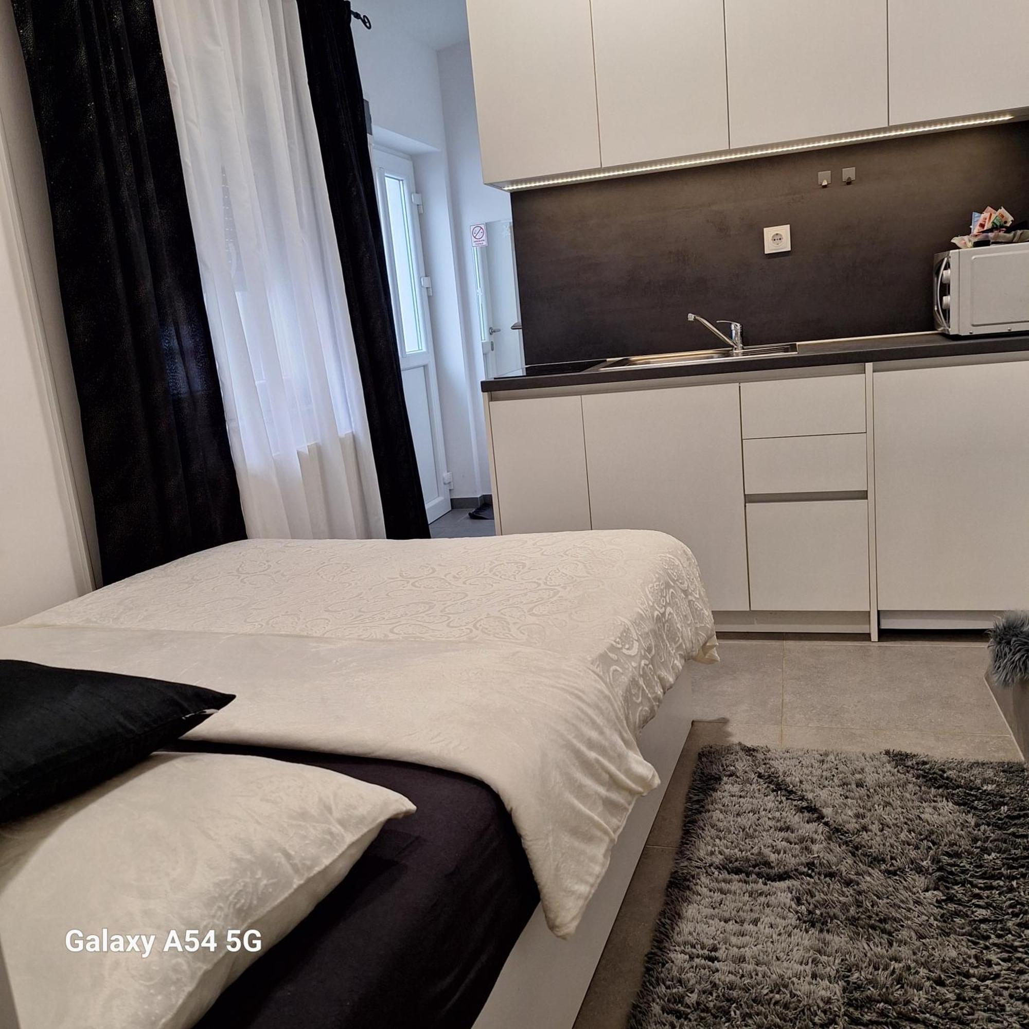 Apartment Louis I Lola